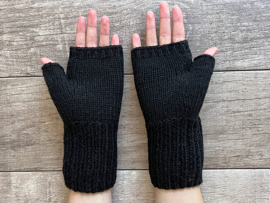 Alpaca Cable Black Heart Fingerless Gloves Fleece Lined