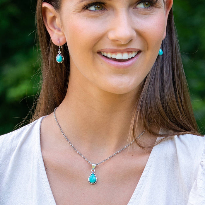 Handcrafted Semiprecious Small Stone Necklace - Amazonite