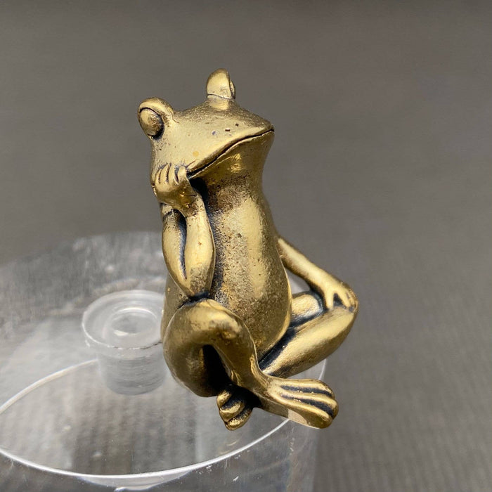 Brass Sitting Frog Desktop Ornament