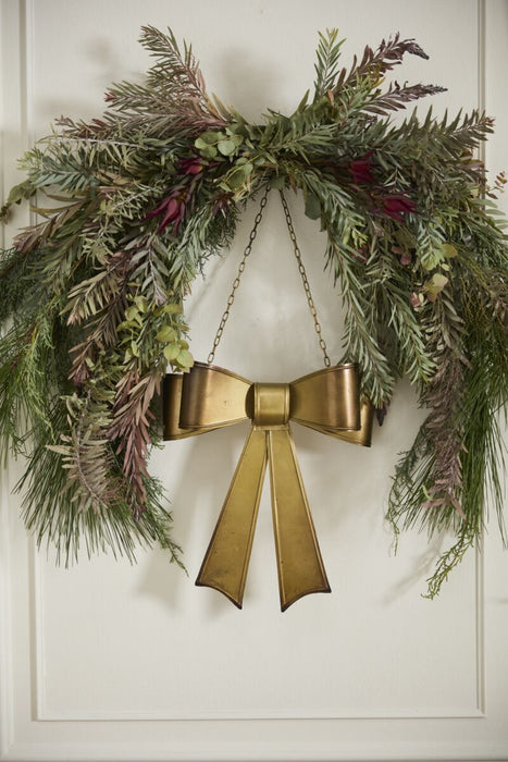 Metal Bow Wreath
