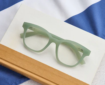 Zinnia Readers by Peepers