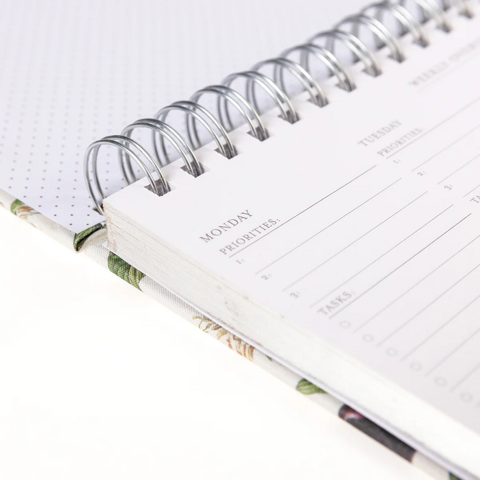 La Petite Presse Weekly Deskpad