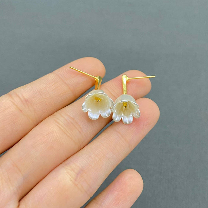 Tulip Stud Earrings