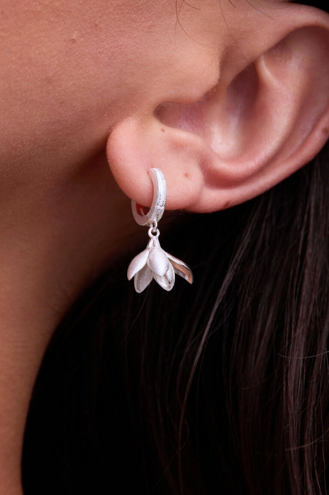 Magnolia Silver Loops