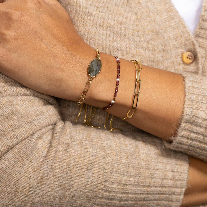 Delicate Stone Pulley Bracelet