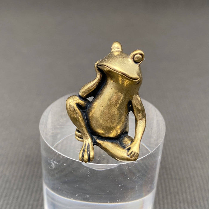Brass Sitting Frog Desktop Ornament