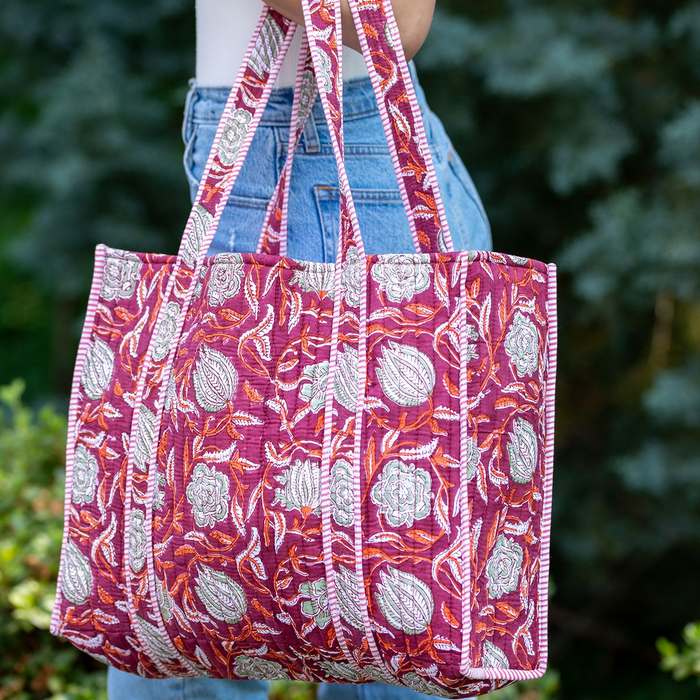 Quilted Tote Bag With Travel Pouch - Plum Blossoms