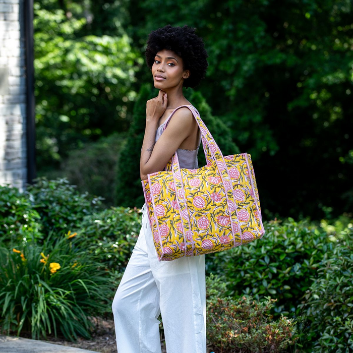 Anju Quilted Tote Bag – Bright Dahlias