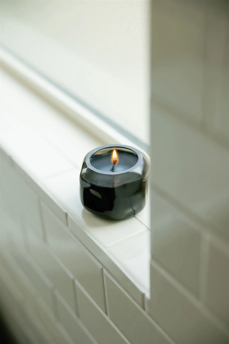 Basalt Black  5oz Candle Palo Santo Suede