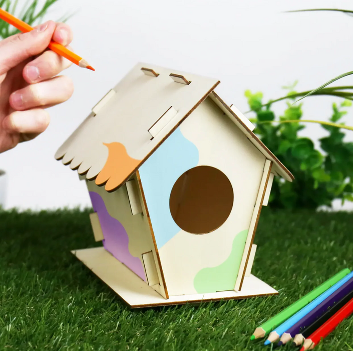 Handmade Habitats - Bird House