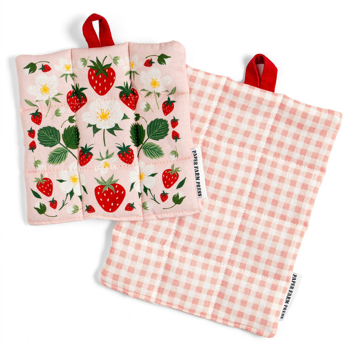 Strawberry Patch Pot Holder Set