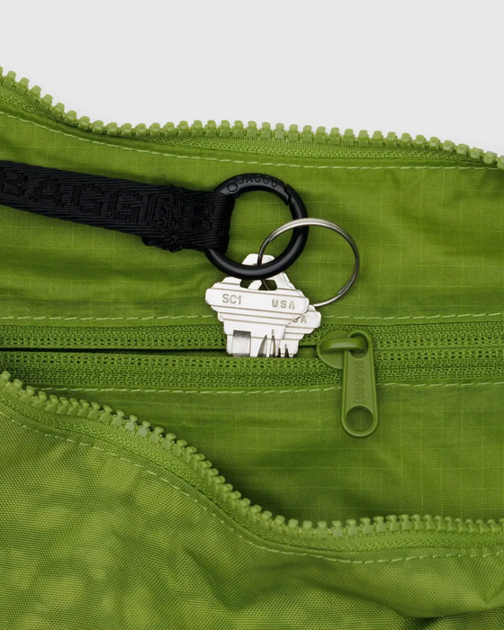 Medium Nylon Crescent Bag - Green juice