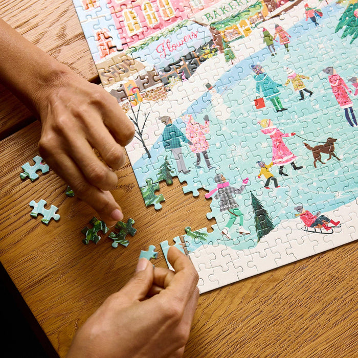 Town Square 1000 Piece Christmas Puzzle