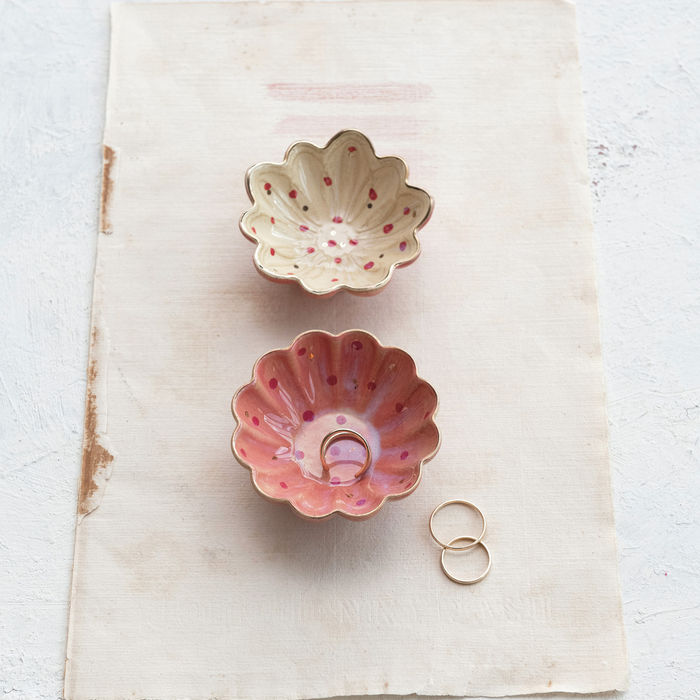 Decorative Stoneware Flower Dish