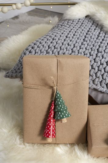 Green Festive Tree Ornament