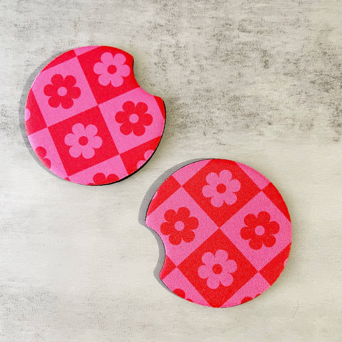 2 Car Coasters, Pink Checkered Daisy Design